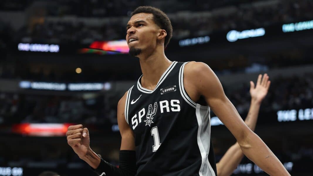 Pembaruan Langsung: Sorotan dan momen teratas dari aksi NBA hari Senin